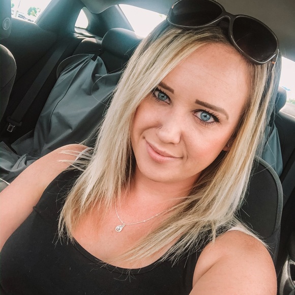 karlyanita